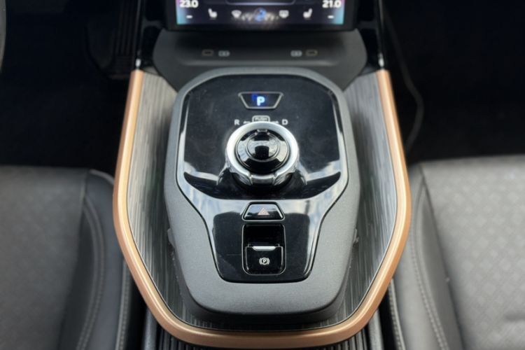 Used Toyota bZ3 2023 616 km Long-Range Premium
