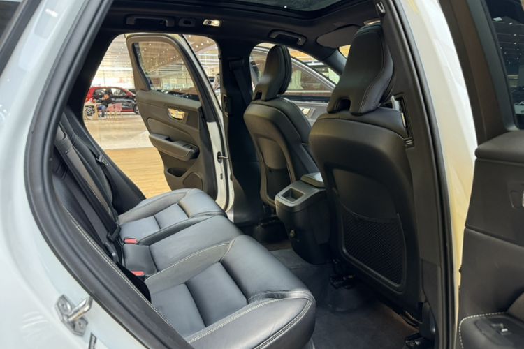 Used Volvo XC60 2021 T5 4x4 Smart & Advanced Sport Edition Interior 1