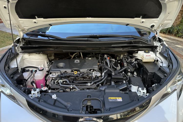 Used Toyota Sienna 2023 2.5L Hybrid Platinum Edition