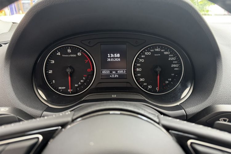 Used Audi Q2L 2022 35 TFSI Fashion Dynamic Model
