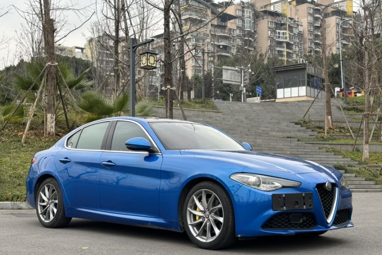 Used Alfa Romeo Giulia 2017 2.0T 280HP Luxury Edition