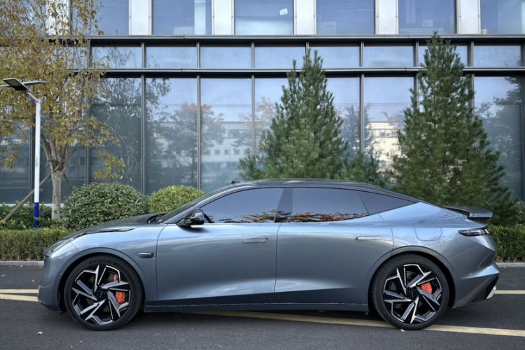 Used Lynk & Co Z10 2025 95 kWh 702 km All-Wheel Drive Intelligent Driving Ultra