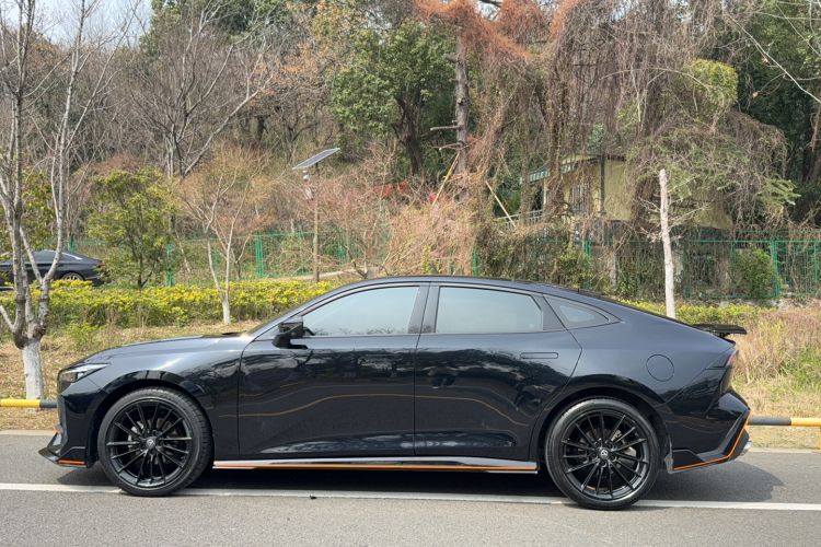 Used CHANGAN UNI-V 2023 1.5T Sport Edition
