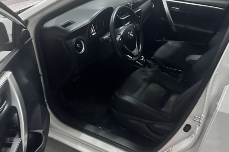 Used Toyota Corolla 2017 Revised Dual-Engine 1.8L E-CVT Luxury Edition