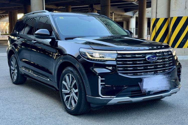 Used Ford Explorer 2023 EcoBoost 285 Four-Wheel Drive Titanium Edition 7-Seater