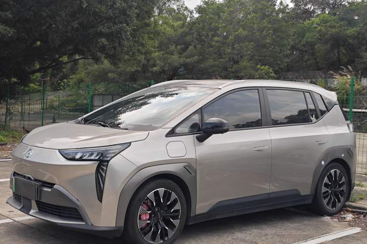 Used AION Y 2022 70 Intelligent Edition Lithium Iron Phosphate