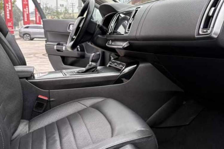 Used Citroen C6 2017 380THP Prestige Model