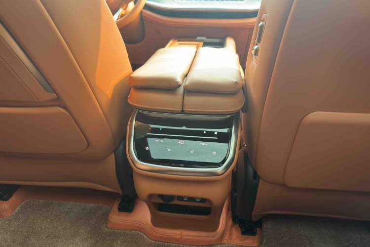 Used Wey Lanshan 2023 Four-Wheel Drive Ultra-Long Range Version Interior 8