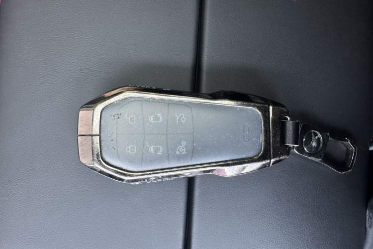 Used XPeng X9 2024 702 Ultra-Long Range Max