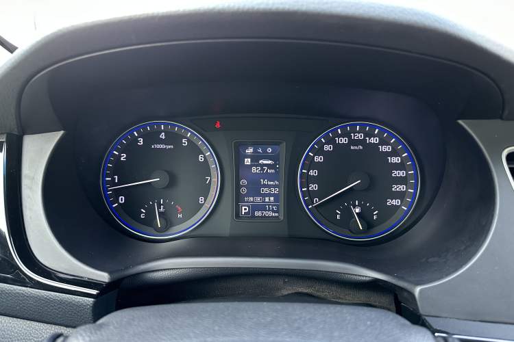 Used Hyundai Mistra 2014 1.8L Automatic Smart GLS
