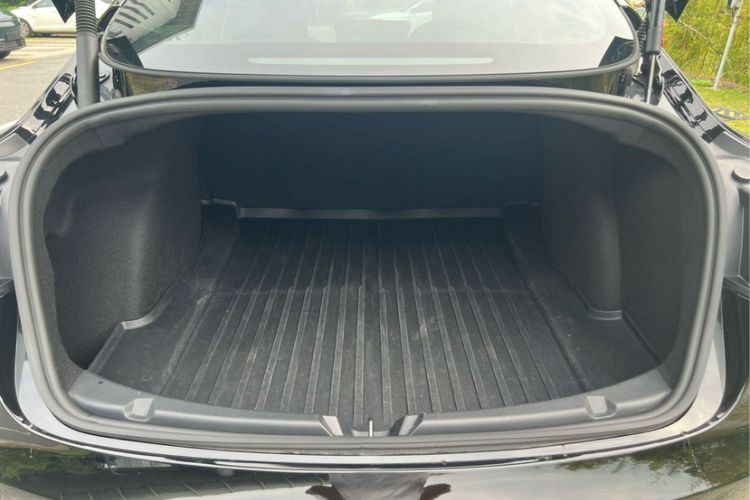 Used Tesla Model 3 2022 Rear-Wheel-Drive Version
