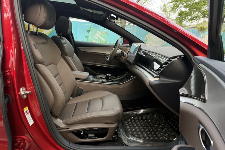 Used BYD Han 2020 EV Long-Range Luxury Model Right Front Seat