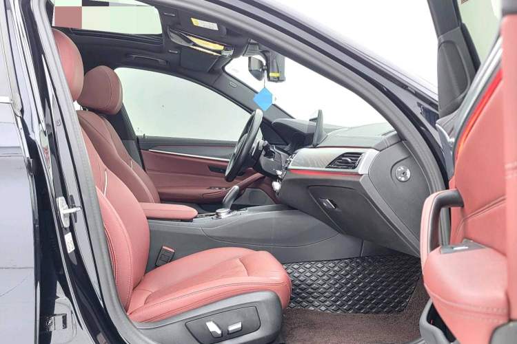 Used BMW 5 Series 2023 530Li Leading Model M Sport Package