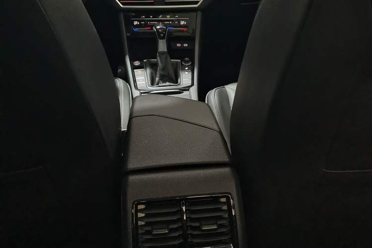 Used Volkswagen Sagitar 2023 280TSI DSG Excellence Plus Edition Interior 2