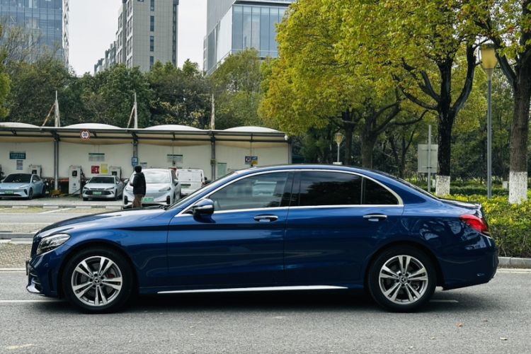 Used Mercedes-Benz C-Class 2019 C 180 L Fashion Edition Sport Version Exterior 6