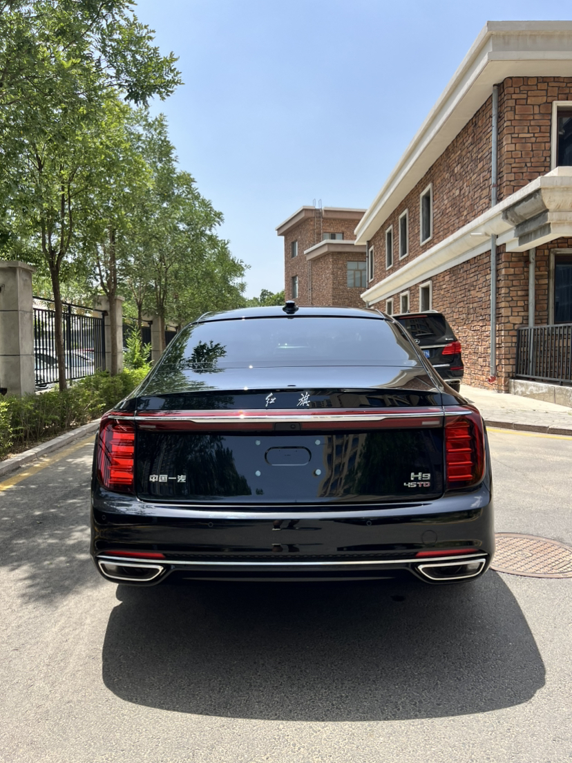 Hongqi H9 2025 Model Facelifted 2.0T Two-Wheel Drive Flag-Style Luxury Business Edition, 5 Seats - Chinese Trim Xiang — снимка 6