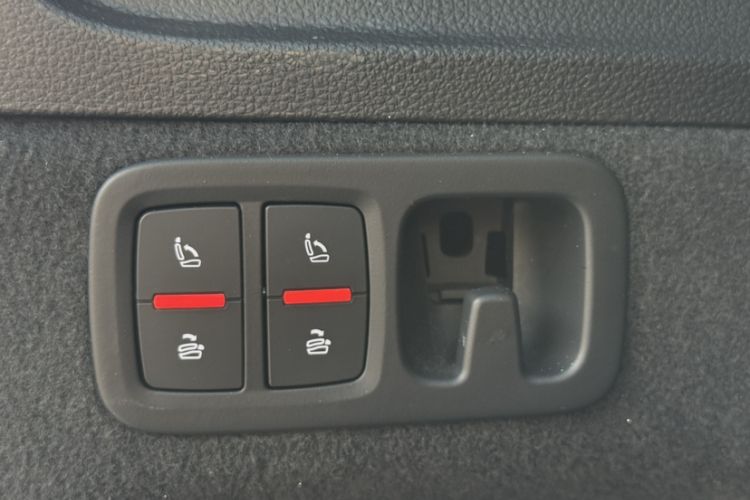 Used Audi Q7 2016 45 TFSI Technology Edition Exterior 14