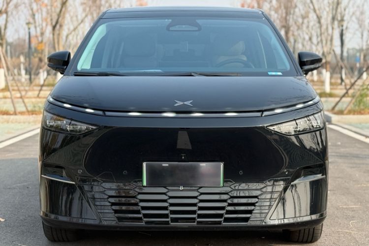 Used XPeng X9 2024 702 Ultra-Long Range Pro