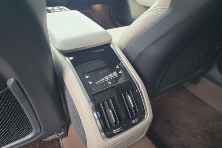 Used Volvo S90 2026 B5 Zhiya Luxury Edition