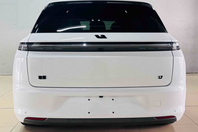 Used Li Auto L7 2023 Pro Model Exterior 5