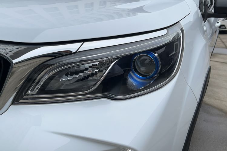 Used Livan X3 PRO 2022 1.5L Manual Little Cutie
