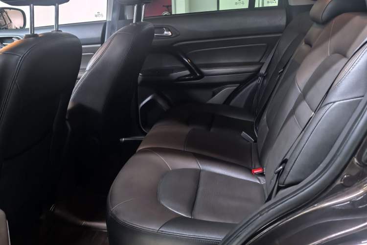Used GAC Trumpchi GS4 2015 200T G-DCT Luxury Edition Left Rear Seat