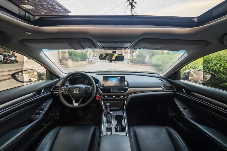 Used Honda Accord 2018 230TURBO Comfort Version National V Interior 3