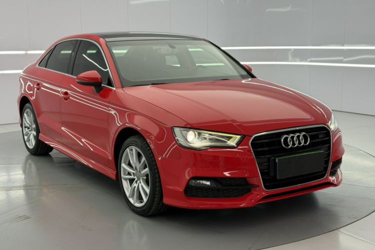 Used Audi A3 2014 Limousine 40 TFSI S line Comfort Model