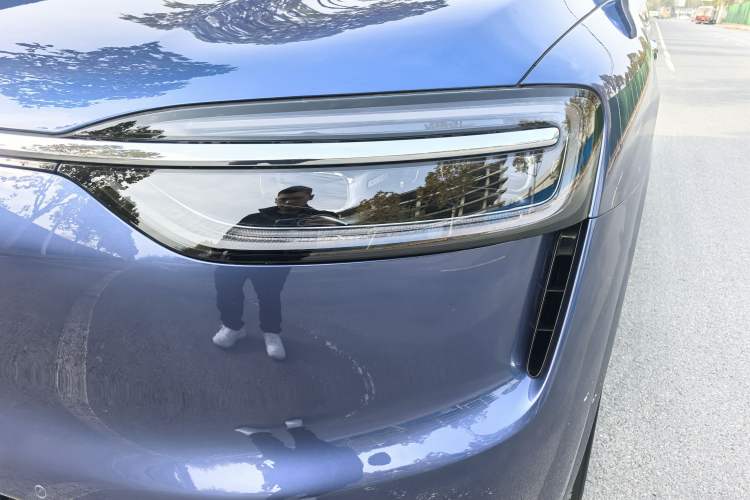 Used Hima AITO M7 2026 Model Range-Extending Max All-Wheel Drive 5-Seater Version
