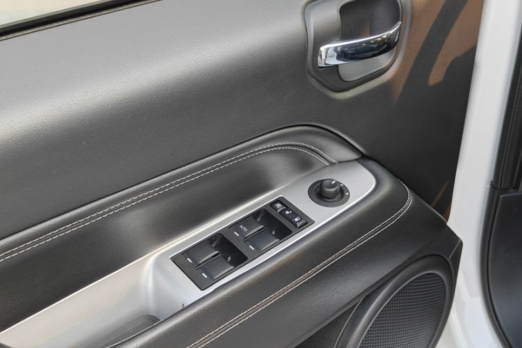 Used Jeep Compass (Import) 2014 Revised Version 2.4L Four-Wheel Drive Comfort Edition