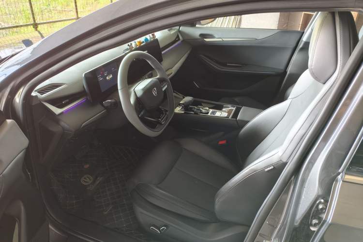 Used CHANGAN Ruicheng PLUS 2023 1.5T DCT Prestige Edition
