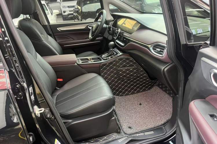 Used GAC Trumpchi M6 2021 PRO 270T DCT Luxury Edition