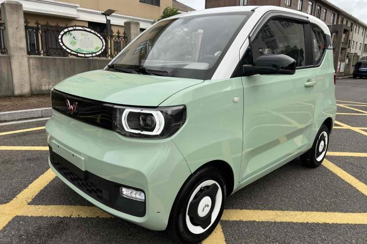 Used Wuling Hongguang MINIEV 2021 Macaron Premium Model – Lithium Iron Phosphate