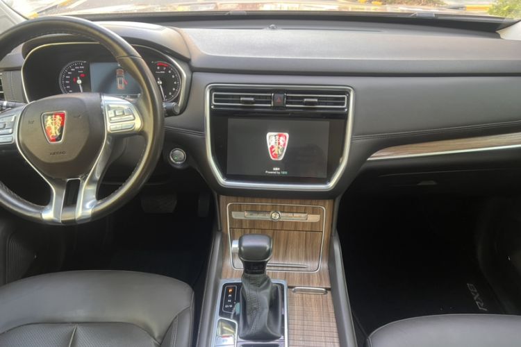 Used Roewe RX8 2018 30T Smart Connectivity Two-Wheel Drive Flagship Edition