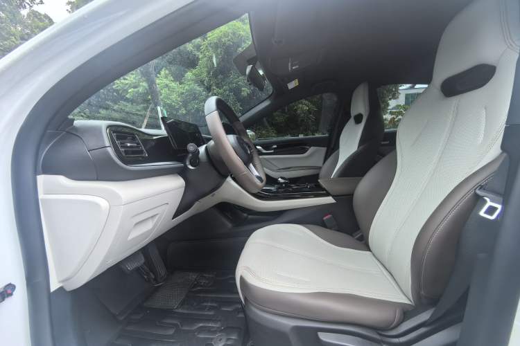 Used BYD Qin PLUS 2024 HONOR Edition DM-i 55KM Leading Model