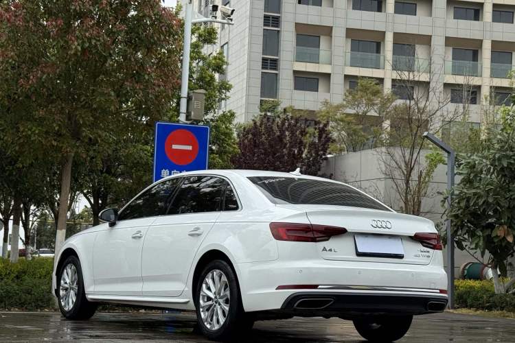 Used Audi A4L 2019 40 TFSI Ambition China VI