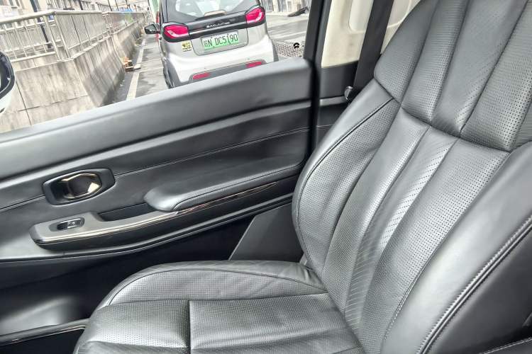 Used Nio ES8 2020 415 km Signature Edition 6-Seater Version
