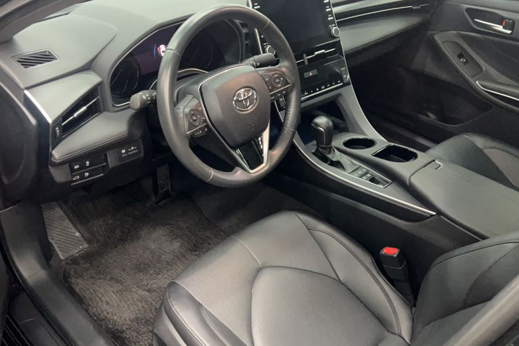Used Toyota Avalon 2019 Dual-Engine 2.5L Luxury Edition China VI Standard Interior 1