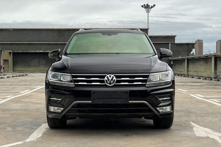 Used Volkswagen Tiguan L 2019 Updated Version 330TSI Automatic Two-Wheel Drive Panoramic Comfort Edition China VI Standard