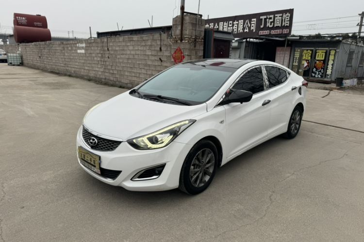 Used Hyundai Elantra (5th Generation / Langdong) 2016 1.6L Automatic Smart Version Exterior 2
