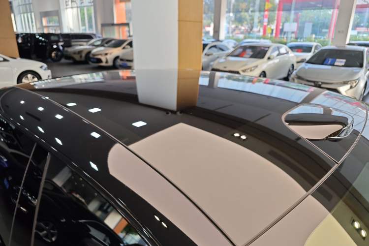 Used Lynk & Co Lynk & Co 10 EM-P 2025 Model 240 Four-Wheel Drive Ultra