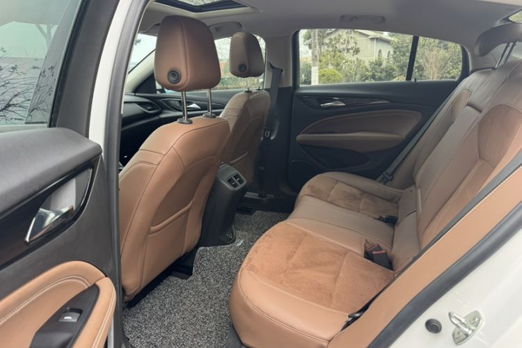 Used Buick Regal 2020 552T Luxury Version
