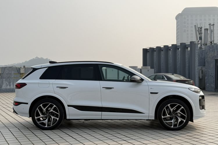 Used Audi Q6L e-tron 2026 First Launch Navigation Edition