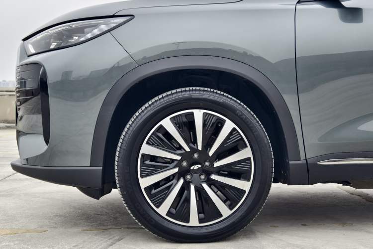 Used Chery Fengyun T8 2025 1.5T 130km Deluxe Version 5 Seats
