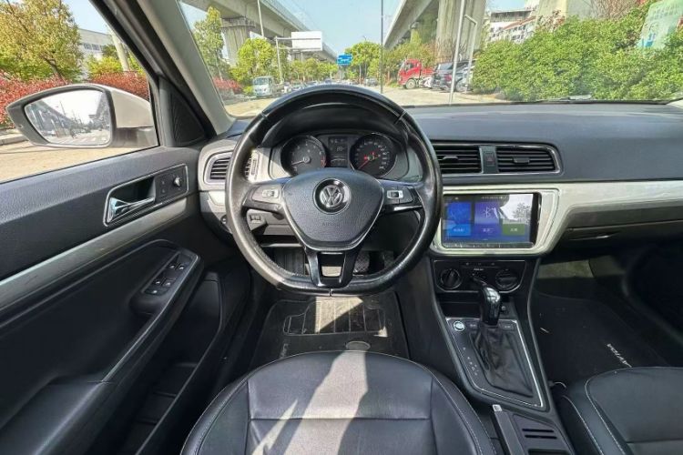 Used Volkswagen Gran Lavida 2017 1.6L Automatic Comfort Edition
