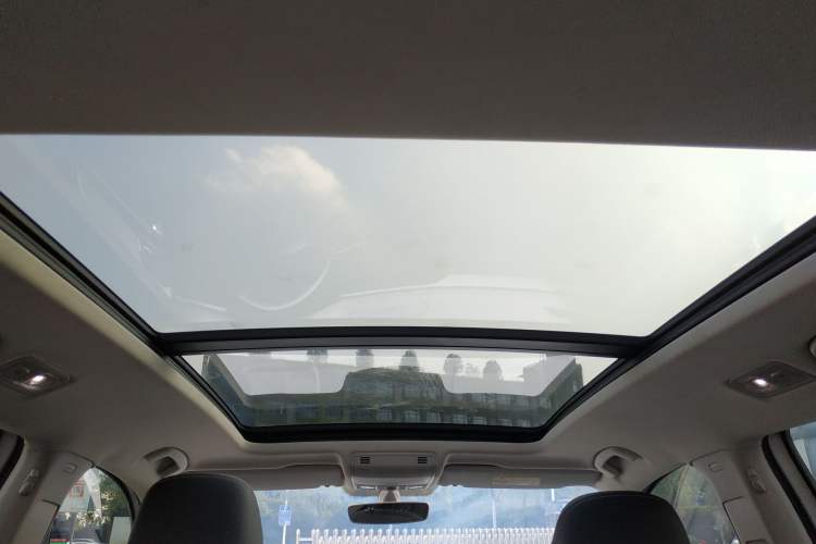 Used Volkswagen Tayron 2020 330TSI Two-Wheel Drive Luxury Smart Connectivity Version