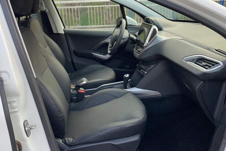 Used Peugeot 2008 2014 1.6L Automatic Fashion Edition
