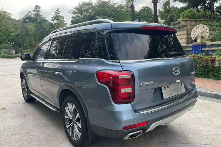 Used GAC Trumpchi GS8 2017 320T Two-Wheel Drive Luxury Smart Connectivity Version (7 Seats) Exterior 5