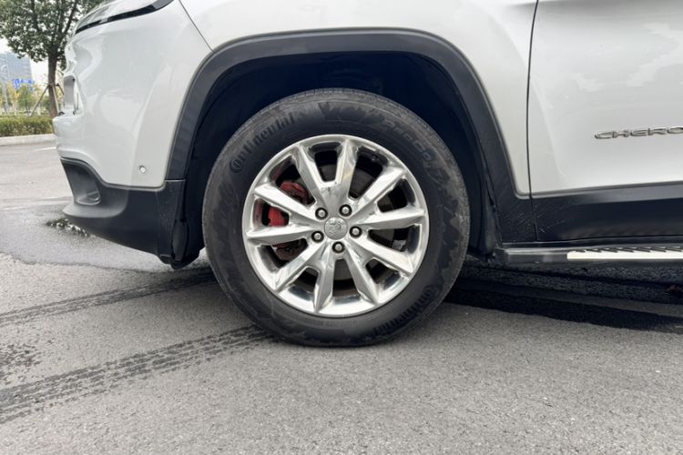 Used Jeep Cherokee 2016 2.4L Superior Edition