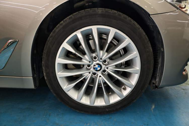 Used BMW 5 Series 2020 525Li Luxury Package